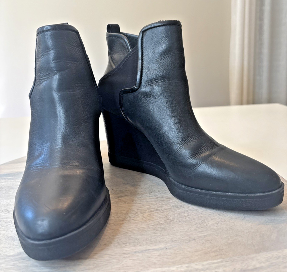 Donald Pliner Luluu Black Leather Wedge Ankle Booties Boots Women's Size 8.5